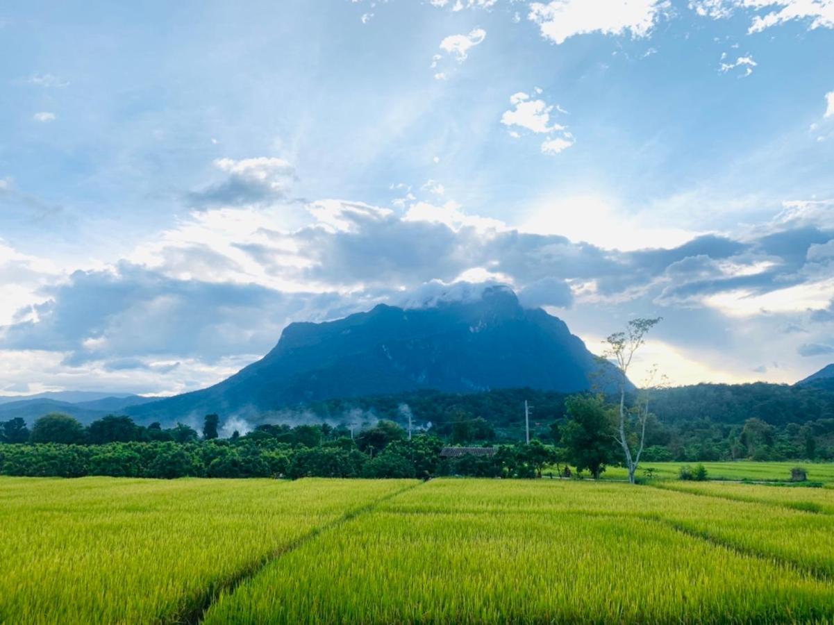 KraThom Doi Luang Hotel Chiang Dao Bagian luar foto